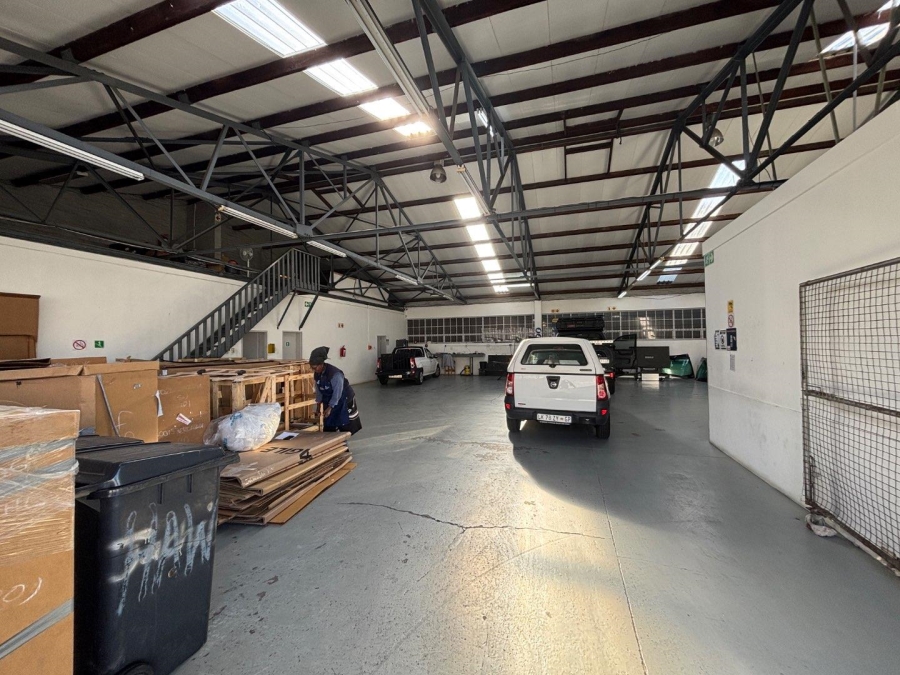 To Let commercial Property for Rent in Paarden Eiland Western Cape